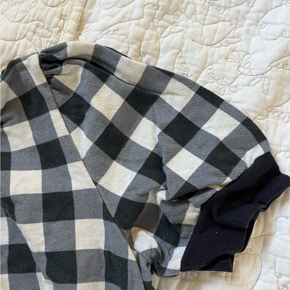 T.La Shortsleeve sweatshirt - Picture 5 of 6